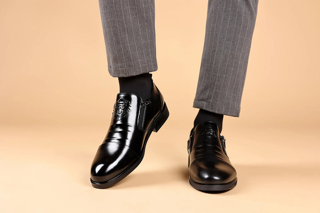Luxury Men Oxford Shoes Retro Lion Head Zip Men Dress Shoes Office Business Loafer High Quality Men Party Wedding Shoes 2024 New