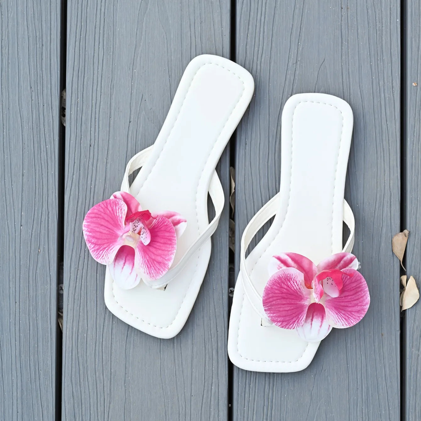 Women Slippers Summer Flip Flops Square Toe Flat Sandals Outdoor Casual Slippers Women Fashion Flowers Shoes Ladies Slides Women