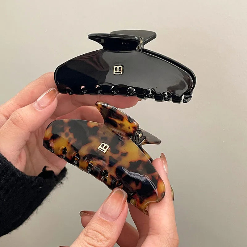 2023 Letter Hairclaws 9CM Shark Clip High Ponytail Hair Grab Clip Headwear Women's Fashion Barrettes Hair Accessories New