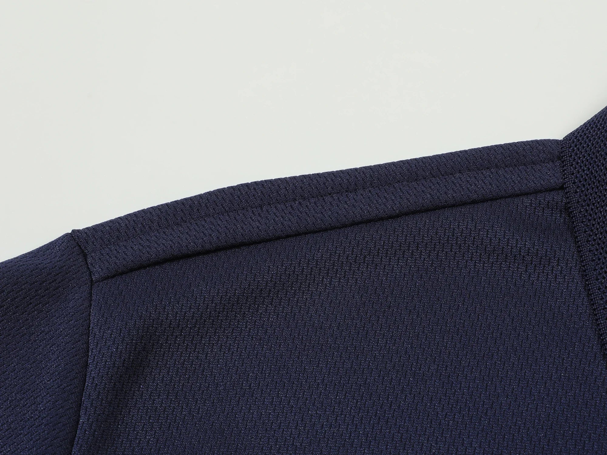 2026 New Summer Premium Solid Color Men's Golf Collar Breathable Fabric Social Casual Top Men's Collar T-shirt