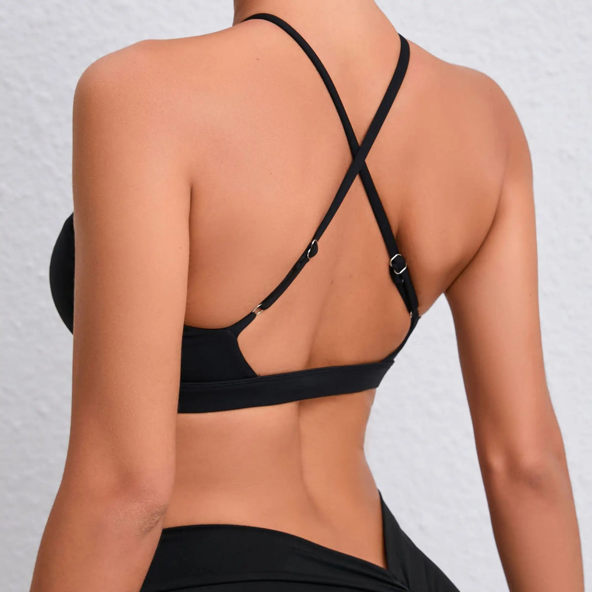 Cross Strap Halter Sports Bra Women's Yoga Pilates Workout Top Hollow Out Quick Dry Fitness Bralette