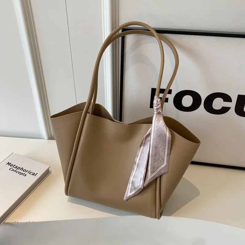 High-end Texture Retro Large-capacity Bag For Women 2023 New Autumn/winter Shoulder Bag Fashionable Tote Bag