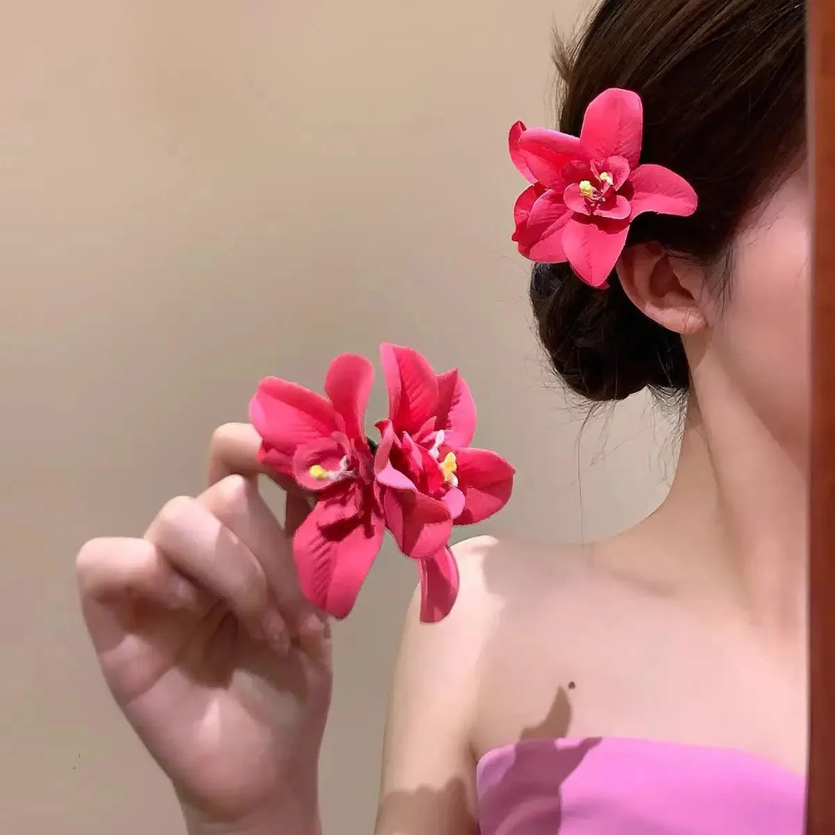YJL 2pcs Hibiscus Flower Hair Side Clips Handmade Artificial Bohemian Floral Hairpin for Girls Beach Party Hair Accessories