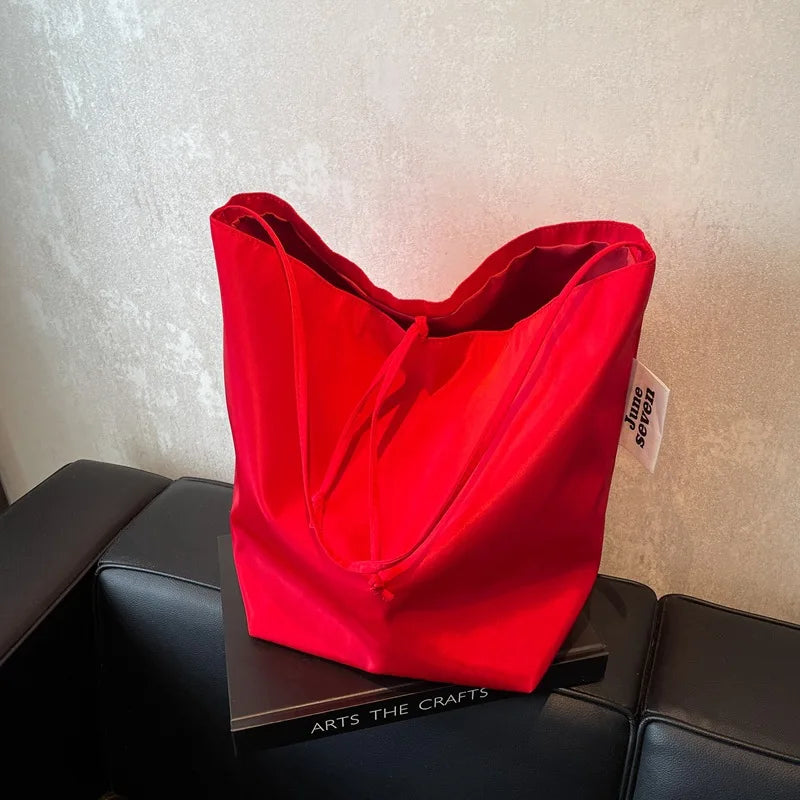 Soft Nylon Solid Color Product Designer Handbag Large Capacity Commuter Simple Tote Bag Hot Sale Versatile Fashion Shoulder Bag