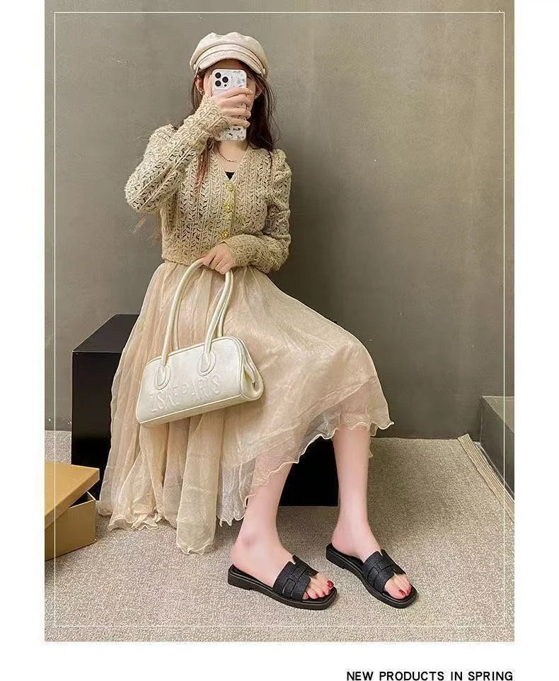 Fashion women's smooth slippers small Xinhong style French-style square toe high-end summer beach and outdoor slippers Advanced