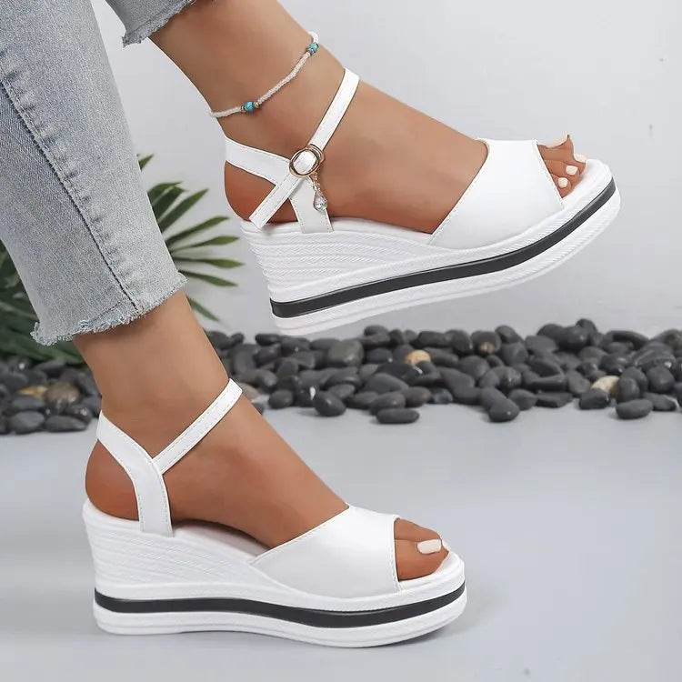 2026 Buckle Strap Women's Sandals Open Toe Wedge Heel Fashion Platform Summer Casual Sandals Comfortable Plus Size Shoes Ladies
