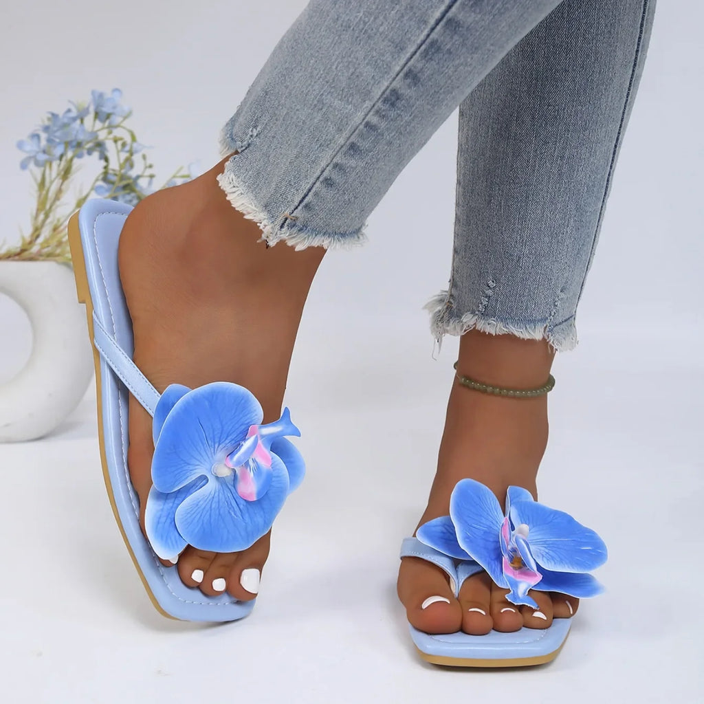 Women Slippers 2026 New Clip Toe Flower Decor Shoes Women Comfort Beach Flip Flops Fashion Square Toe Flat Sandals Slides Women