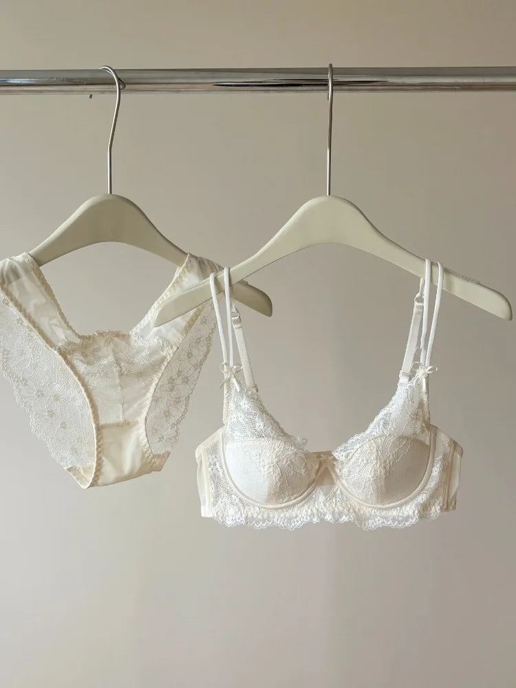 YUQI Sensual Lace Bra Women's Summer | French Pure Lingerie Thin Bra, Breathable Comfort Light Support | Sexy Underwear Top Set