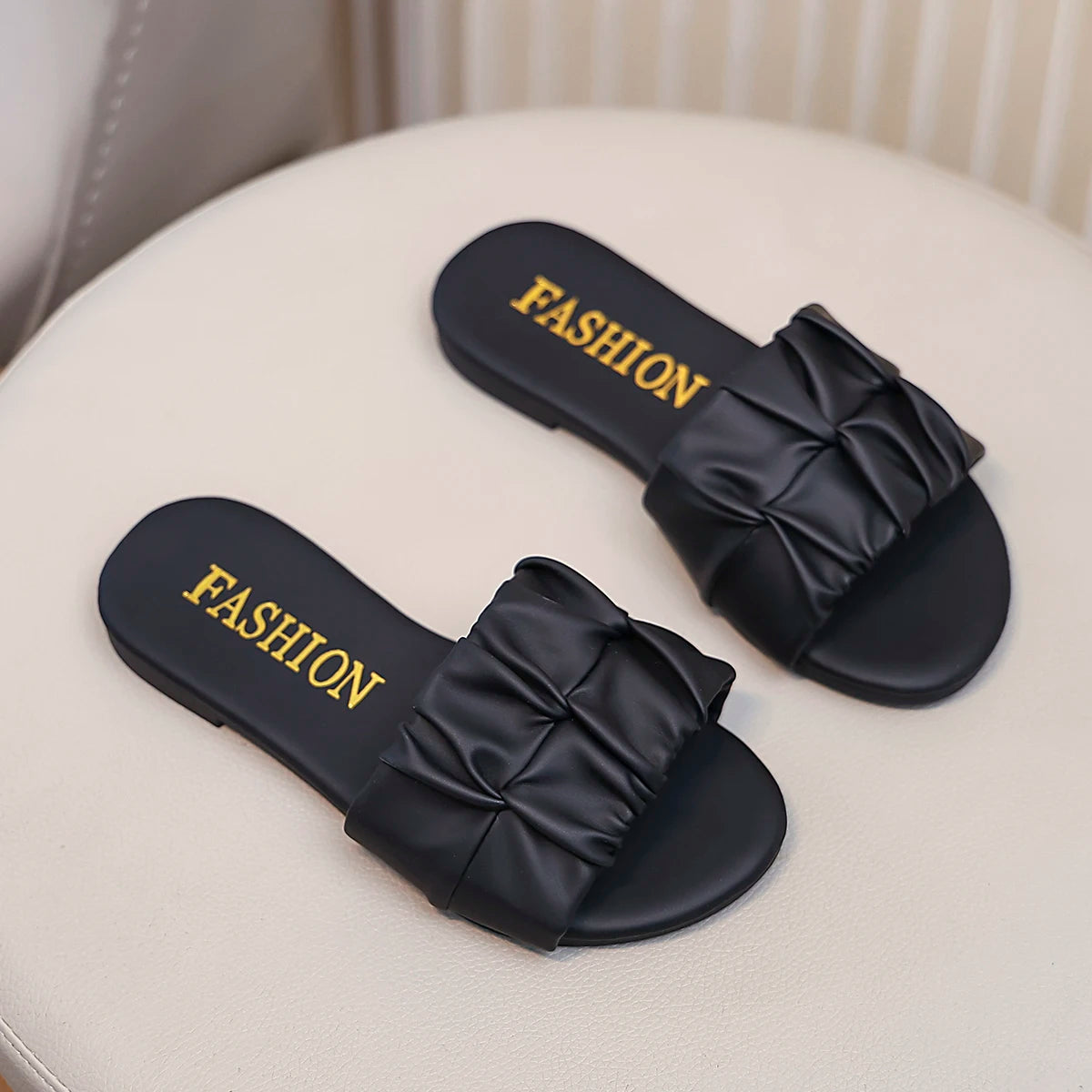 Fashion Summer Girls Pleated Slippers Fashion Children Flats Outdoor Kids Slippers Soft Anti-Slippery Kids Beach Slides Shoes