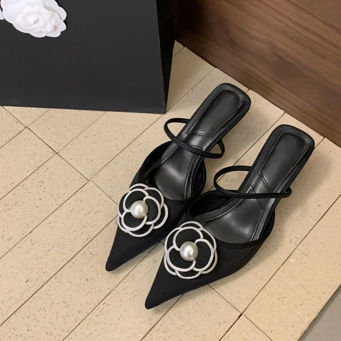 2026 Flower Pointed Toe High Heels Women Luxury Designer Sandals Female Summer Elegant Fashion Pumps Flower Mule Slippers Women