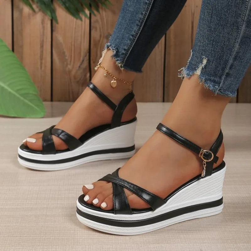 2026 Buckle Strap Women's Sandals Open Toe Wedge Heel Fashion Platform Summer Casual Sandals Comfortable Plus Size Shoes Ladies