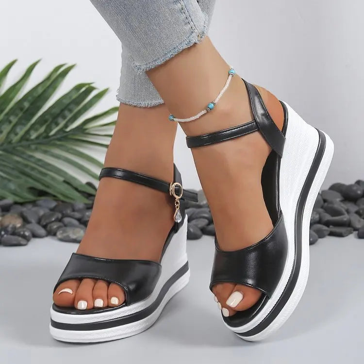 2026 Buckle Strap Women's Sandals Open Toe Wedge Heel Fashion Platform Summer Casual Sandals Comfortable Plus Size Shoes Ladies
