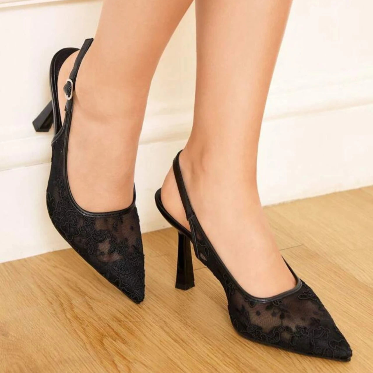 2026 Summer New Fashion High Heel Shoes Women  Pointed Toe Shoes Dresses Sandals Women Elegant Sex Appeal Lace Sandal 6643