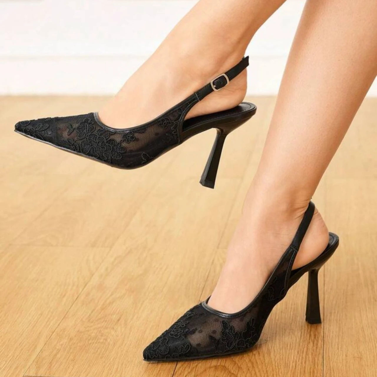 2026 Summer New Fashion High Heel Shoes Women  Pointed Toe Shoes Dresses Sandals Women Elegant Sex Appeal Lace Sandal 6643